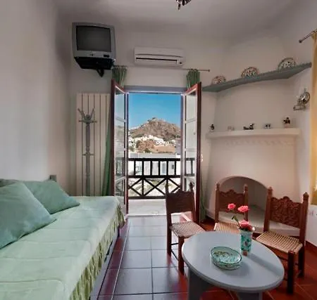 Dimitrios Hotel *